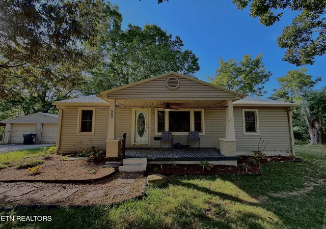 2nd image of 900 E First St St, Crossville, TN 38555 | MLS# 1353452