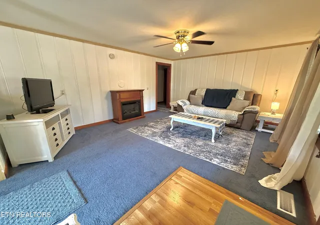 3rd image of 900 E First St St, Crossville, TN 38555 | MLS# 1353452