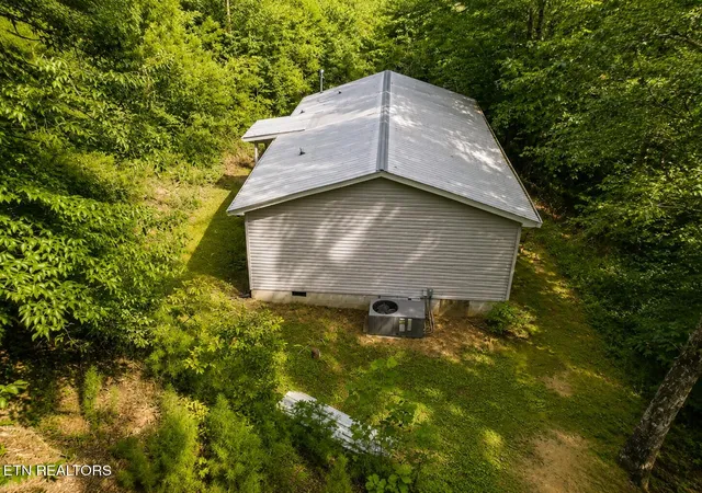 Photo 3 of Single family home for sale at 1820 Peaceful Wy, Sevierville, TN 37876 | MLS# 1353005 | Listing updated on 2026-10-30