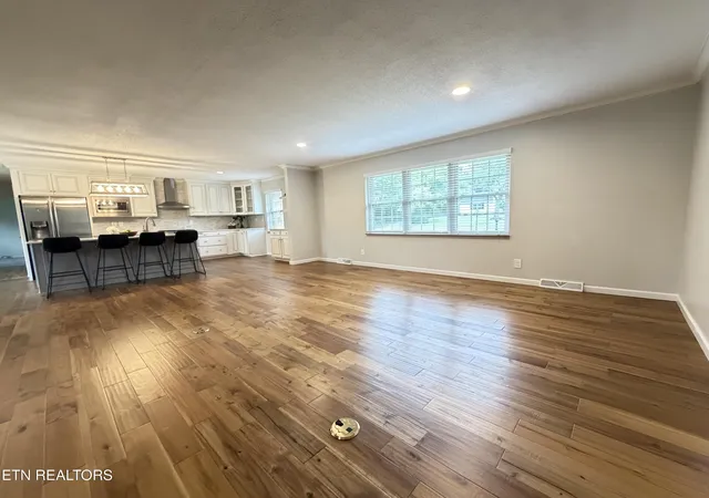 Photo 3 of Sale Pending at 11720 Georgetowne Dr, Knoxville, TN 37934 | MLS# 1353422 | Listing updated on 2026-08-31