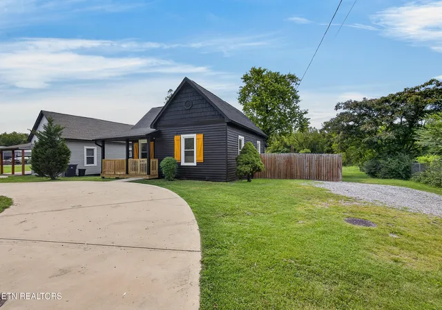 28th image of 925 Maryville Pike, Knoxville, TN 37920 | MLS# 1353004
