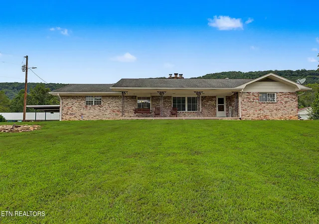 Photo 1 of Sale Pending at 5047 Harriman Hwy, Oliver Springs, TN 37840 | MLS# 1353519 | Listing updated on 2026-09-23