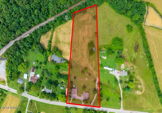 Photo 1 of Single family home for sale at 289 Westel Rd, Rockwood, TN 37854 | MLS# 1353206 | Listing updated on 2026-08-26