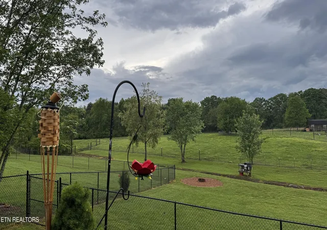 Photo 3 of Single family home for sale at 289 Westel Rd, Rockwood, TN 37854 | MLS# 1353206 | Listing updated on 2026-08-26