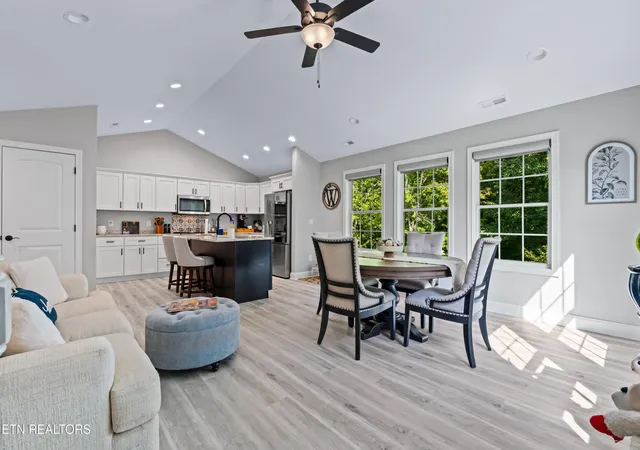 Photo 3 of Condo for sale at 1409 Hazelgreen Wy, Knoxville, TN 37912 | MLS# 1353065 | Listing updated on 2026-09-07