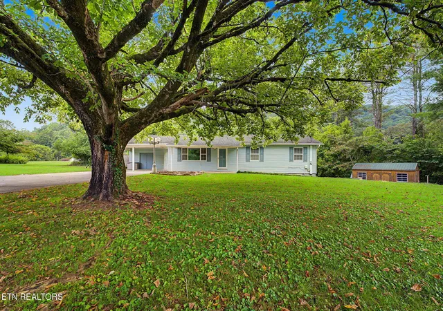 Photo 2 of Sale Pending at 165 Justice Rd, Oliver Springs, TN 37840 | MLS# 1353545 | Listing updated on 2026-09-03