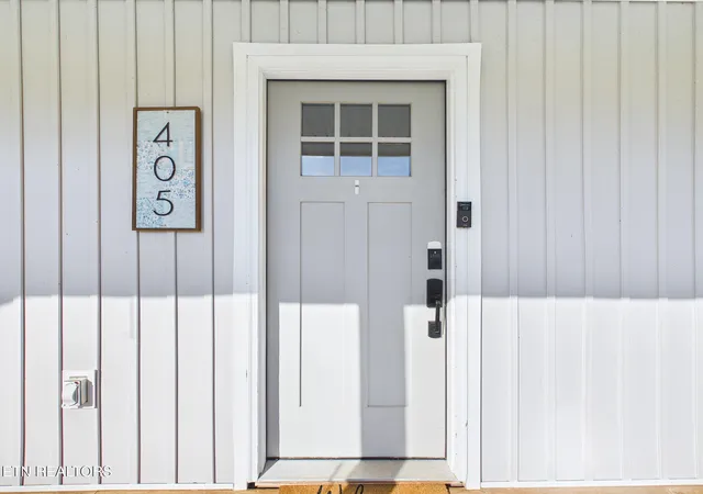 Photo 2 of Sale Pending at 405 County Road 439, Athens, TN 37303 | MLS# 1353135 | Listing updated on 2026-09-07
