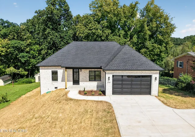Photo 2 of Single family home for sale at 349 Shepherd Hills Rd, Cookeville, TN 38501 | MLS# 1353159 | Listing updated on 2026-09-13