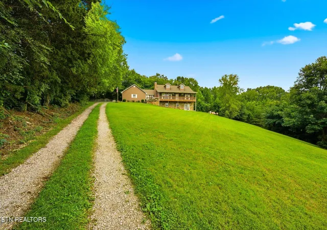 Photo 2 of Sale Pending at 600 S Carter School Rd, Strawberry Plains, TN 37871 | MLS# 1353521 | Listing updated on 2026-09-10