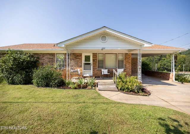 Photo 1 of Single family home for sale at 420 Thompson Weiman Rd, Sparta, TN 38583 | MLS# 1353195 | Listing updated on 2026-08-27