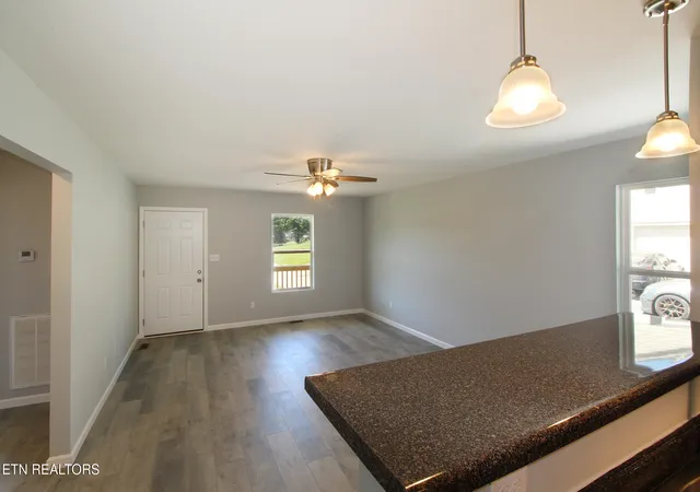 Photo 3 of Sale Pending at 6710 Kern Rd, Knoxville, TN 37918 | MLS# 1353148 | Listing updated on 2026-09-18