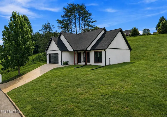 Photo 3 of Single family home for sale at 3641 Atala Tr, Kodak, TN 37764 | MLS# 1353086 | Listing updated on 2026-09-19