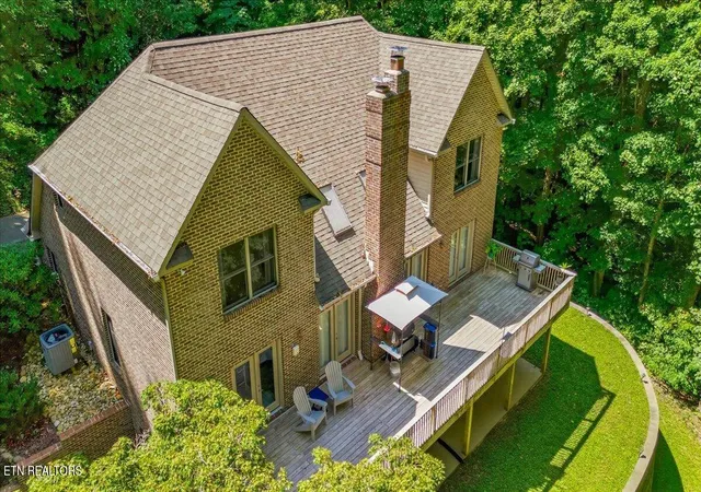 Photo 3 of Single family home for sale at 4511 Clinch View Ln, Knoxville, TN 37931 | MLS# 1353269 | Listing updated on 2026-09-14