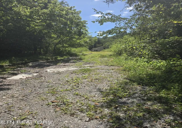 Photo 2 of Sale Pending at 152 & 138 Wilmoth Ln, Washburn, TN 37888 | MLS# 1353092 | Listing updated on 2026-09-04