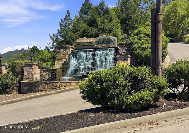 Photo 2 of Condo for sale at 818 Golf View Blvd #UNIT 1401, Pigeon Forge, TN 37863 | MLS# 1353199 | Listing updated on 2026-09-19