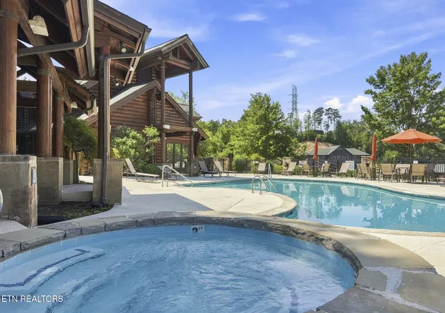 Photo 4 of Condo for sale at 818 Golf View Blvd #UNIT 1401, Pigeon Forge, TN 37863 | MLS# 1353199 | Listing updated on 2026-09-19
