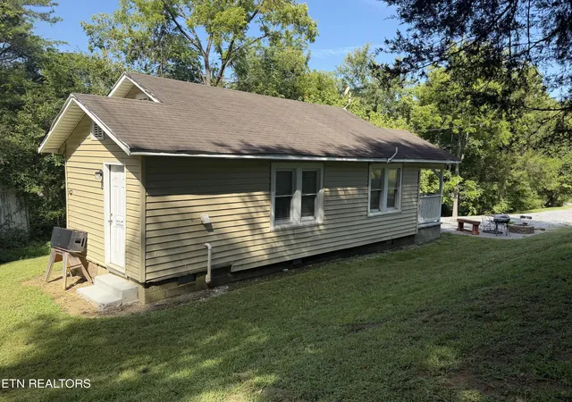 Photo 3 of Single family home for sale at 1365 Allensville Rd, Sevierville, TN 37876 | MLS# 1353232 | Listing updated on 2026-08-28