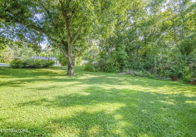 Photo 21 of Sale Pending at 602 Fontana Ave, Maryville, TN 37804 | MLS# 1353094 | Listing updated on 2026-08-30