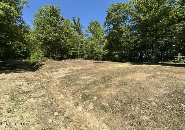 Photo 1 of Sale Pending at Lot 103 Doe's Crossing, Middlesboro, KY 40965 | MLS# 1353110 | Listing updated on 2026-09-12