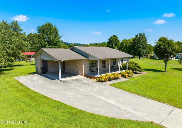 Photo 2 of Single family home for sale at 144 Cherokee Cir, Madisonville, TN 37354 | MLS# 1353123 | Listing updated on 2026-09-18