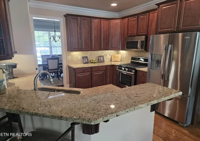 Photo 3 of Sale Pending at 2120 Britts Dr, Lenoir City, TN 37772 | MLS# 1353132 | Listing updated on 2026-08-29