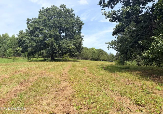 Photo 1 of Sale Pending at 3632 Mountain Vista Rd, Knoxville, TN 37931 | MLS# 1353202 | Listing updated on 2026-09-06