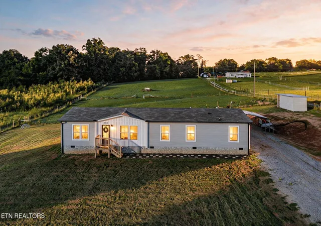 Photo 1 of Single family home for sale at 583 Randolph Fridley Rd, Sweetwater, TN 37874 | MLS# 1353227 | Listing updated on 2026-09-09