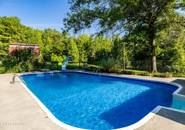 Photo 4 of Single family home for sale at 1659 Chestuee Rd, Cleveland, TN 37323 | MLS# 1353340 | Listing updated on 2026-10-29