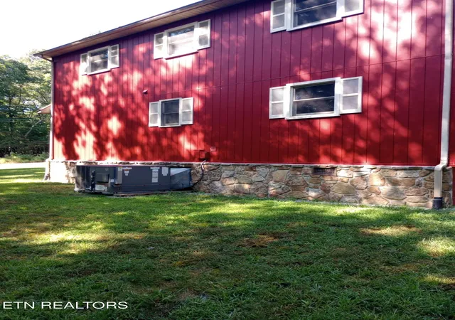 Photo 3 of Single family home for sale at 5321 Pawnee Rd, Crossville, TN 38572 | MLS# 1353338 | Listing updated on 2026-08-27