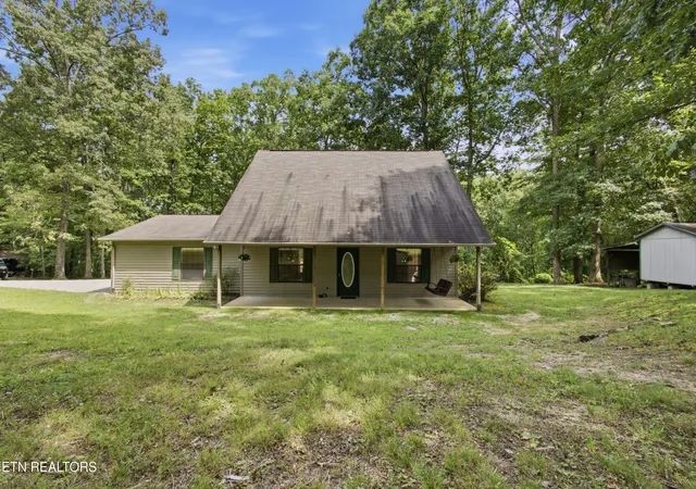 Photo 2 of Sale Pending at 152 Maple Ln, Harriman, TN 37748 | MLS# 1353180 | Listing updated on 2026-08-29