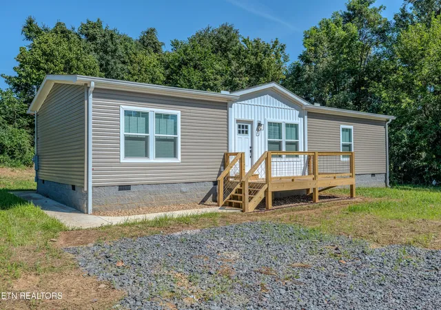 Photo 2 of Single family home for sale at 7928 Harmon Rd, Powell, TN 37849 | MLS# 1353310 | Listing updated on 2026-08-27