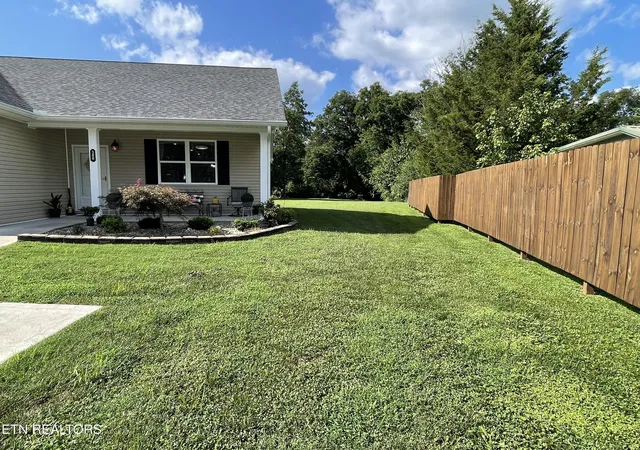 Photo 2 of Single family home for sale at 308 Englewood Rd, Madisonville, TN 37354 | MLS# 1353200 | Listing updated on 2026-08-26