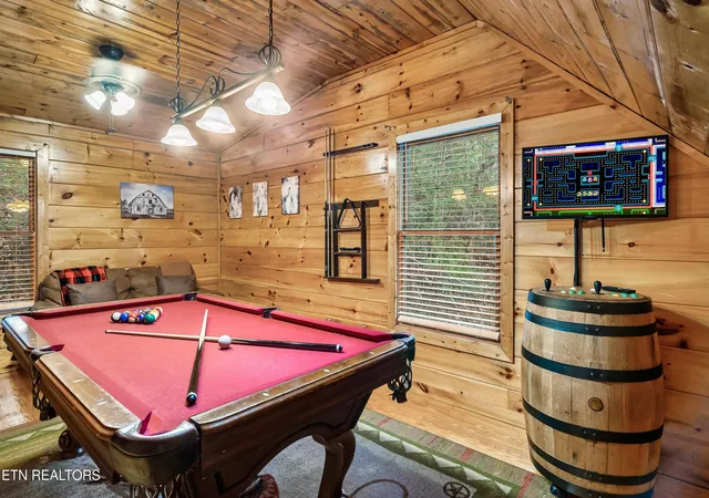 Single family home for sale at 619 Pine Mtn Rd, Pigeon Forge, TN 37863 | MLS# 1353345 | Listing updated on 2026-08-27