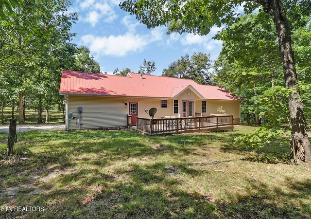 Photo 3 of Sale Pending at 636 Timber View Rd, Pikeville, TN 37367 | MLS# 1353363 | Listing updated on 2026-09-09