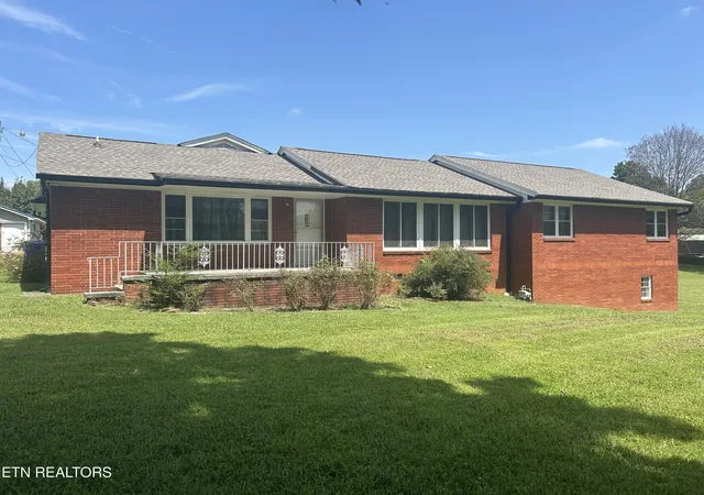 1st image of 1966 Magnolia Ave, Morristown, TN 37814 | MLS# 1353236