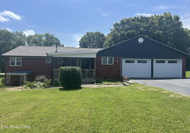 Photo 4 of Single family home for sale at 1966 Magnolia Ave, Morristown, TN 37814 | MLS# 1353236 | Listing updated on 2026-10-01