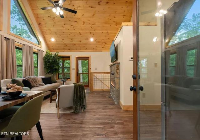 Photo 2 of Single family home for sale at 1123 Raintree Rd, Gatlinburg, TN 37738 | MLS# 1353231 | Listing updated on 2026-08-26