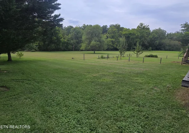 Photo 3 of Single family home for sale at 1931 Hidden Springs Rd, Knoxville, TN 37914 | MLS# 1353398 | Listing updated on 2026-08-28