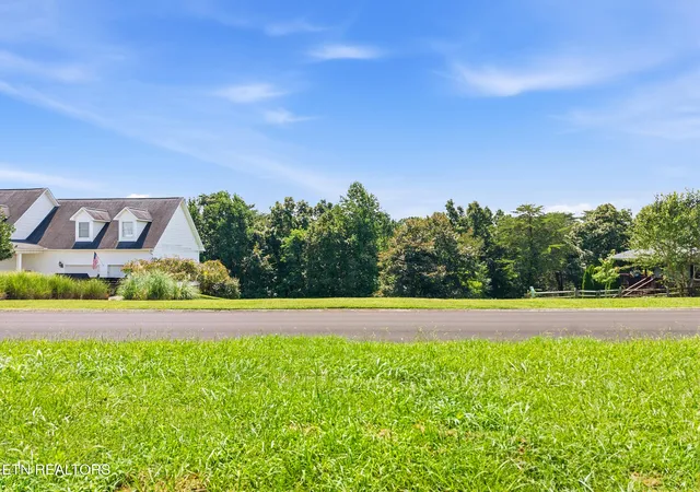Photo 3 of Land for sale at River Cliff Dr, Kodak, TN 37764 | MLS# 1353742 | Listing updated on 2026-08-31