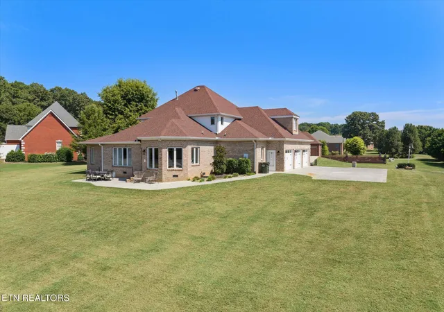 Photo 3 of Single family home for sale at 154 County Road 1120, Athens, TN 37303 | MLS# 1353415 | Listing updated on 2026-09-18