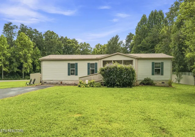 Photo 1 of Sale Pending at 55 Raccoon Creek Rd, Crossville, TN 38572 | MLS# 1353258 | Listing updated on 2026-09-25