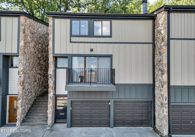 Photo 2 of Condo for sale at 1916 Cherokee Bluff Dr, Knoxville, TN 37920 | MLS# 1353284 | Listing updated on 2026-09-06