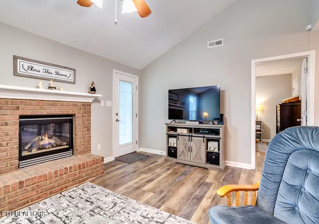 Photo 3 of Sale Pending at 8058 Chambord Wy, Powell, TN 37849 | MLS# 1353460 | Listing updated on 2026-08-30