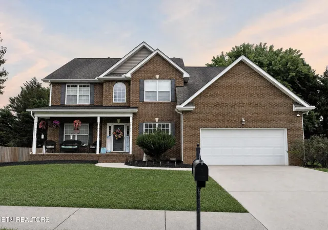 Photo 2 of Single family home for sale at 5518 Aromatic Aster Rd, Knoxville, TN 37918 | MLS# 1353333 | Listing updated on 2026-09-04
