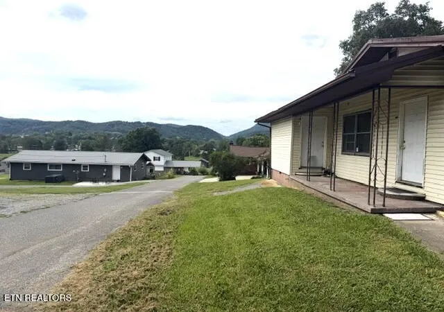 Photo 3 of Single family home for sale at 165 Clarence Ln, Harrogate, TN 37752 | MLS# 1353449 | Listing updated on 2026-08-28