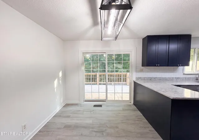 Photo 2 of Sale Pending at 7301 Meadowbrook Cir, Knoxville, TN 37918 | MLS# 1353566 | Listing updated on 2026-09-05