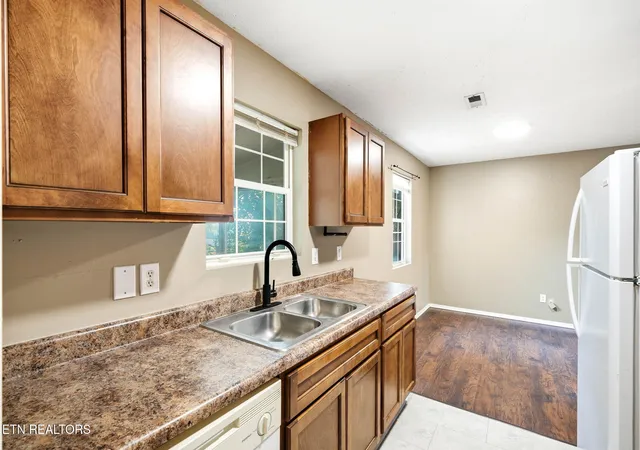 Photo 1 of Single family home for sale at 2100 Brice St, Knoxville, TN 37917 | MLS# 1353397 | Listing updated on 2026-09-17