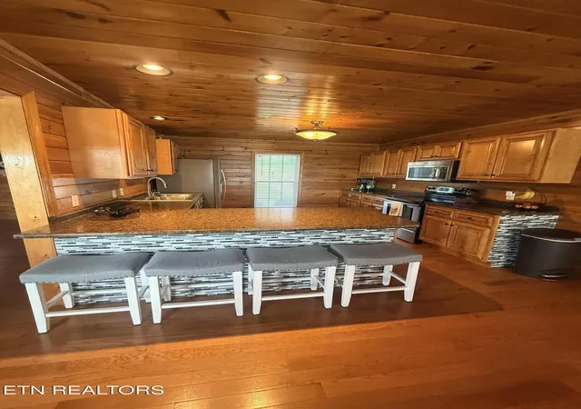 Photo 3 of Sale Pending at 150 Ponderosa Dr, Madisonville, TN 37354 | MLS# 1353447 | Listing updated on 2026-09-19