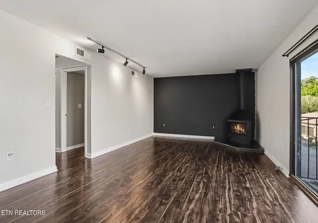 Photo 3 of Condo for sale at 1856 Cherokee Bluff Dr, Knoxville, TN 37920 | MLS# 1353542 | Listing updated on 2026-09-18
