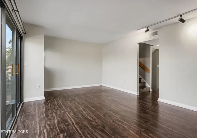 Photo 3 of Condo for sale at 1856 Cherokee Bluff Dr, Knoxville, TN 37920 | MLS# 1353542 | Listing updated on 2026-09-18